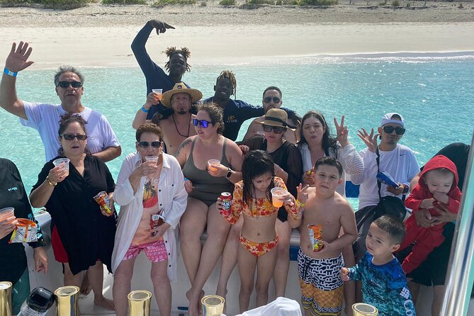 Swim With Pigs & Snorkeling With Turtles Cay Hopping in Bahamas - Tour Operator Information