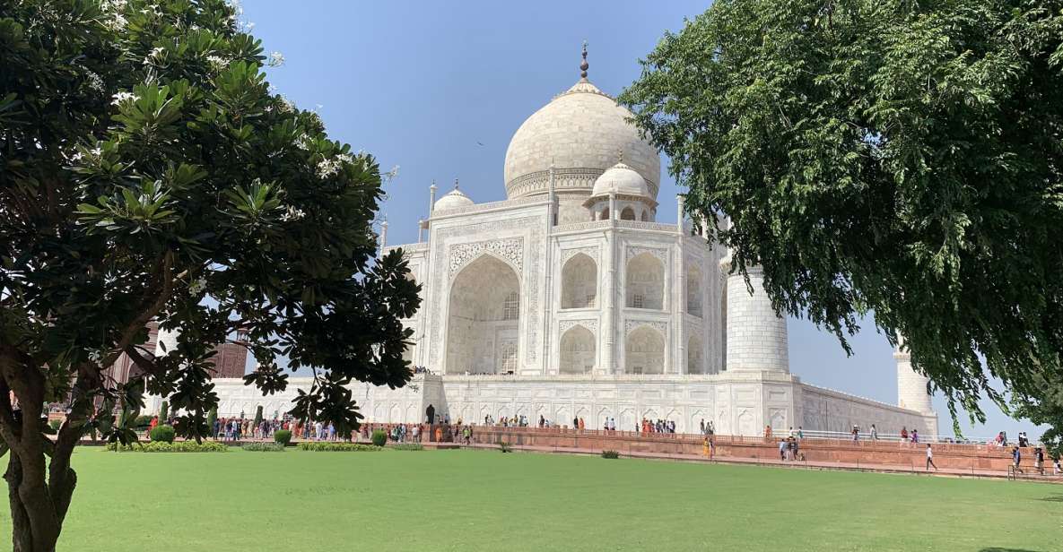 Tajmahal With Mausoleum Skip The Line Ticket With Guide - Guide and Language Options