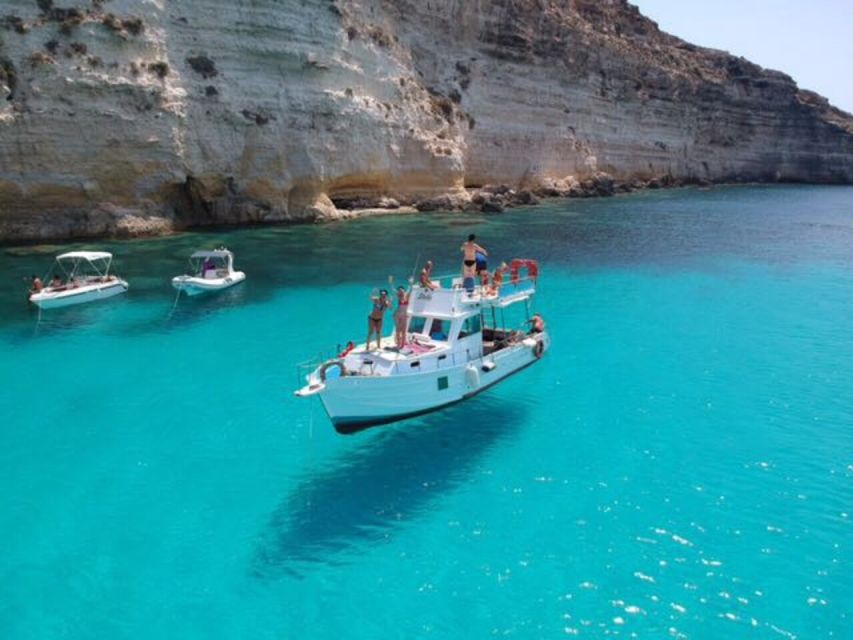 Taormina: Boat Tour With Aperitif on Isola Bella - Meeting Information and Requirements