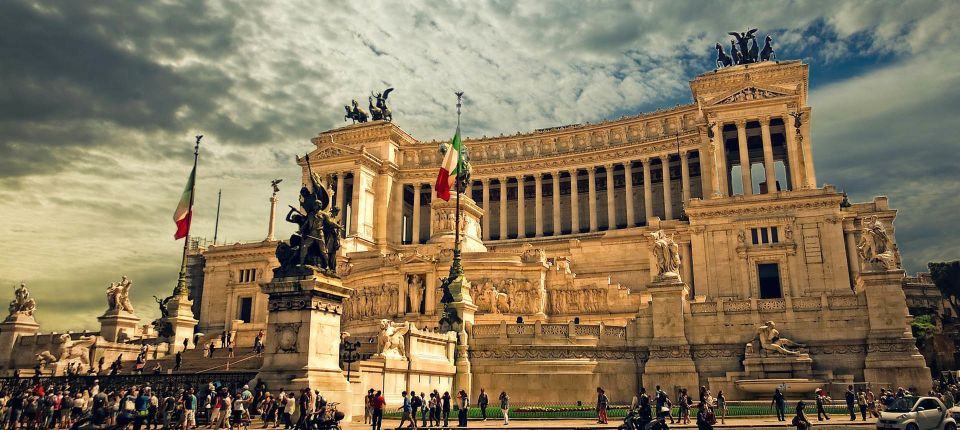 The Marvels of Rome: a Journey Through Time and Landmarks - Insights From the Guide