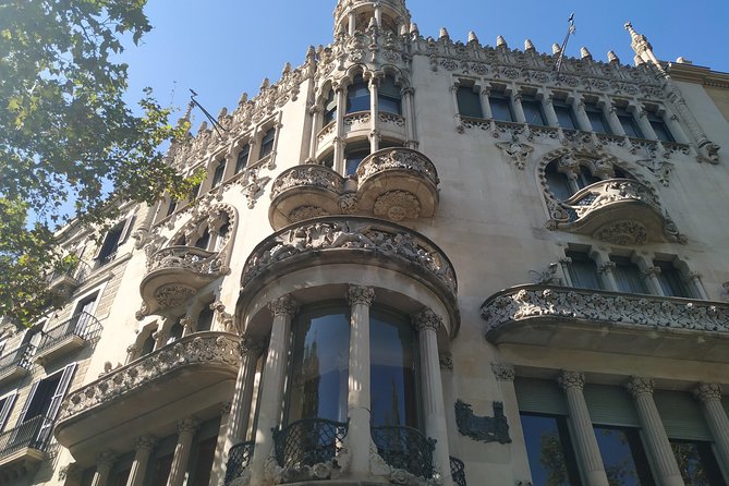 The Story of Gaudi and Modernism Private Walking Tour - Pricing and Cancellation Policy