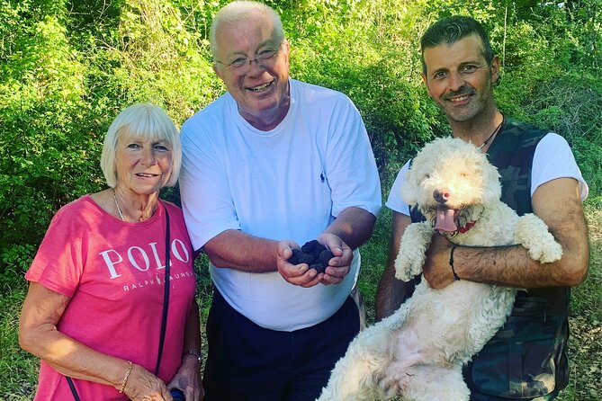 Truffle Hunting Experience Siena Tartufi - The Role of Trained Dogs