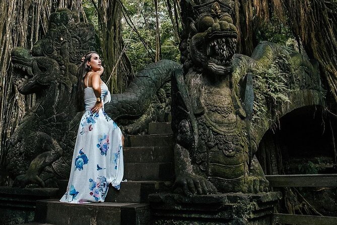 Ubud Monkey Forest, Holy Water Temple & Hot Springs Tours - Tour Requirements and Accessibility