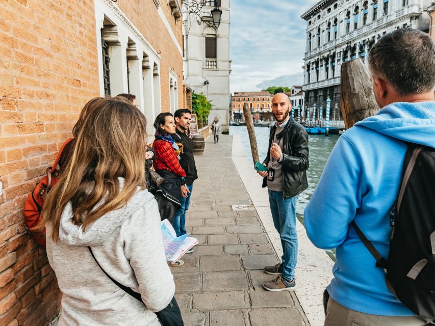 Venice: 2-Hour Legends and Ghosts of Cannaregio Tour - Meeting Point Details