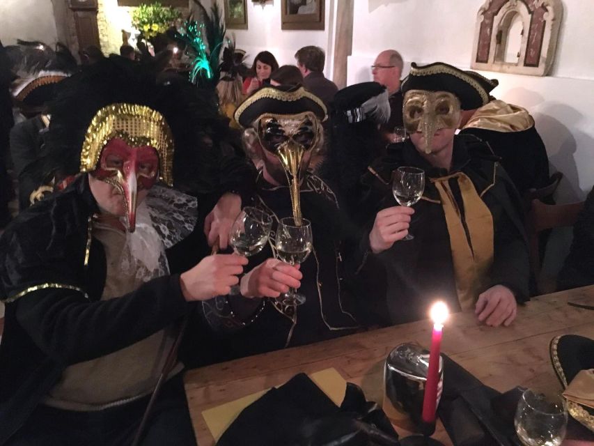 Venice: Venetian Style Carnival Pub Crawl - Important Information for Participants