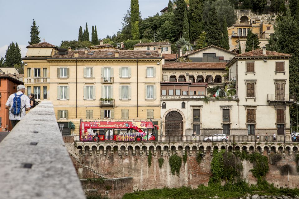 Verona: Hop-on Hop-off Tour 24 or 48-Hour Ticket - Main Attractions and Routes