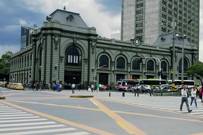 Walking Tour Downtown Medellín - Meeting Point and Logistics