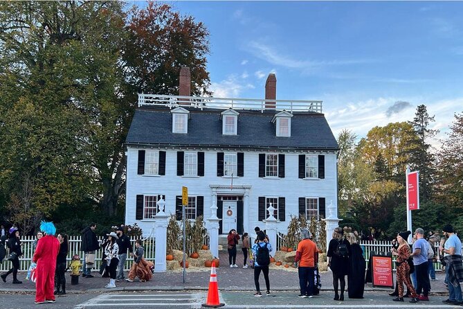 Wicked Awesome Tours: Witch Trial History and Salem Haunts! - Accessibility and Transportation