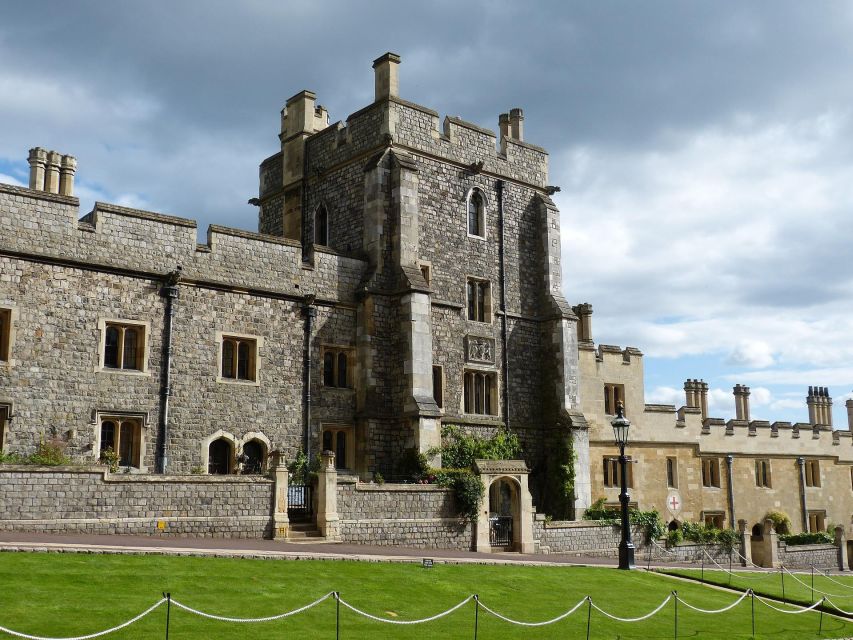 Windsor Castle Oxford Cotswold Private Tour With Entry - Exploring Oxford City