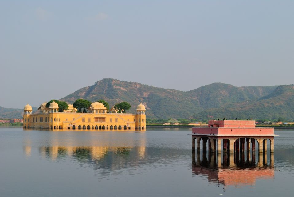 12 - Days Golden Triangle Tour With Goa & Mumbai From Delhi - Guided Services Included