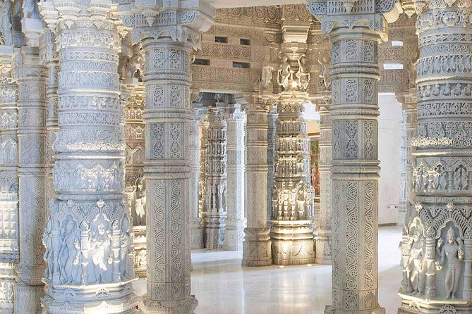 Akshardham Temple Tour Exhibition, Light & Water Show With Transfers - Transportation Details