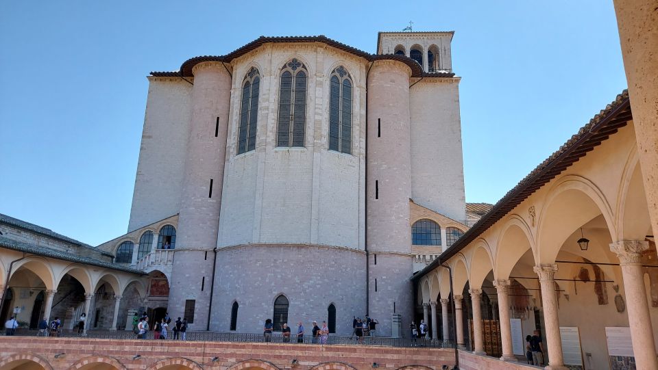 Assisi: Private Guided Tour of the Basilica of Saint Francis - Whats Included in the Tour