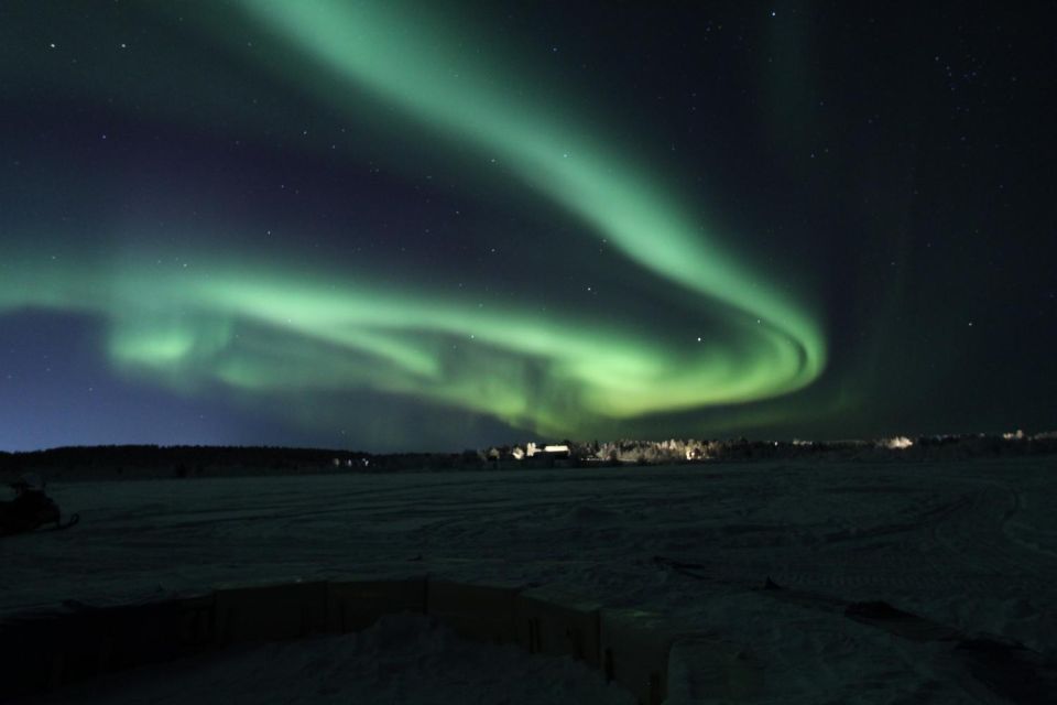 Aurora Hunt on Snowmobile - Small Groups - Requirements for Participants