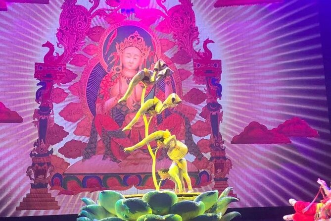 Beijing Red Theater Acrobatic Show With Private Transfer Service - Accessibility Features