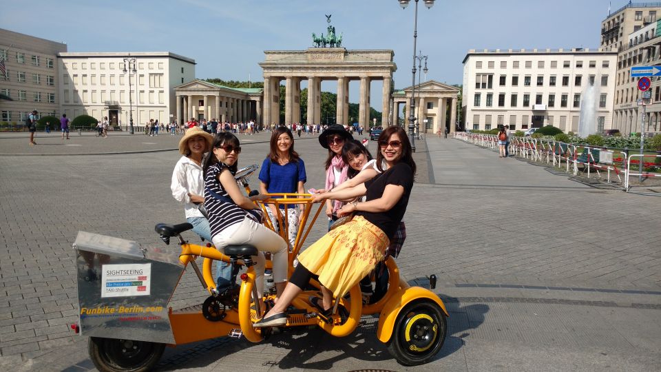 Berlin: Guided Sightseeing Tour With Conference Bikes - Safety and Accessibility