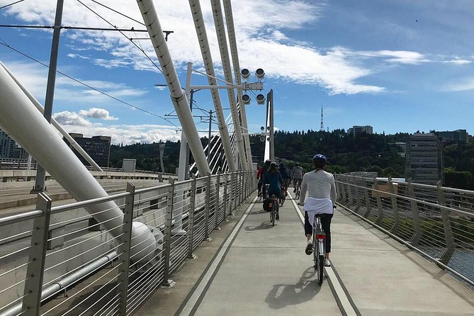 Bike Around Portland Oregon: Bridges, Neighborhoods, Poetry and Roses - Enjoying the Rose Gardens