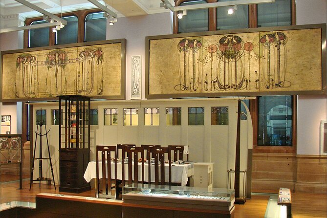 Charles Rennie Mackintosh Walking Tour: Saturdays 10am - Guide Expertise and Feedback