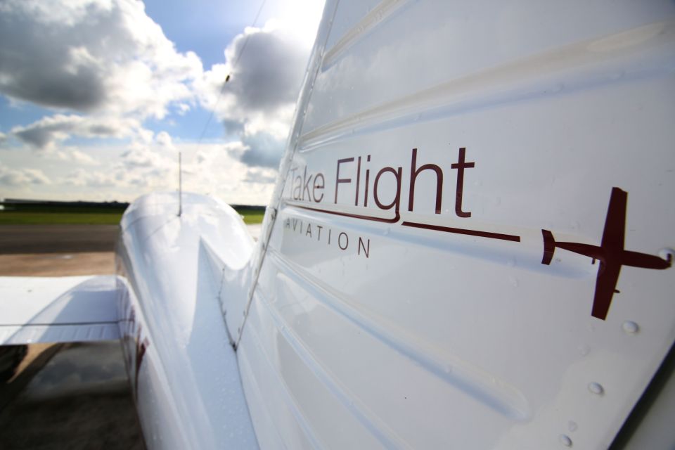 Cotswolds : 30 Minute Flight Experience - Included Amenities