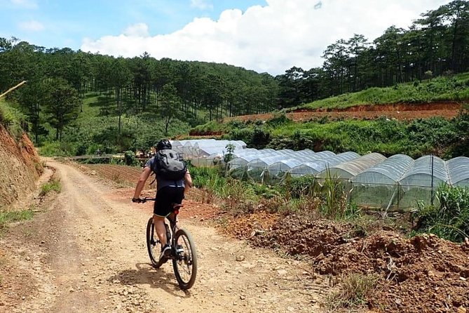 Crazy 8 Mountain Bike Tour From Dalat - Recommended Attire