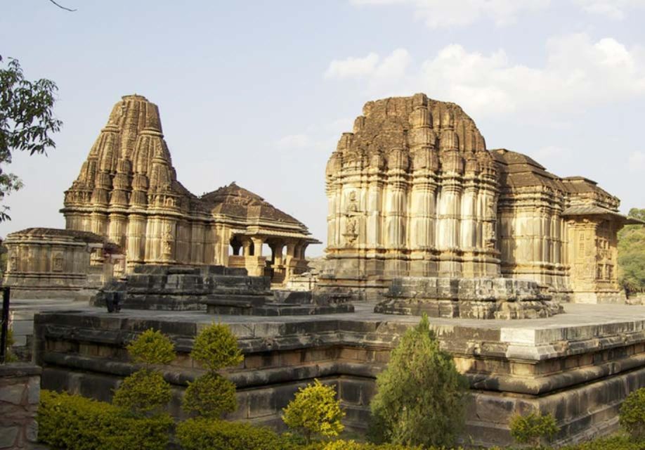 Day Trip to Nathdwara, Eklingji Temple With Haldighati - Exploring Eklingji Temple