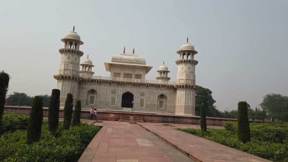 Delhi Agra Taj Mahal Tour From Thrissur - Exclusions to Consider