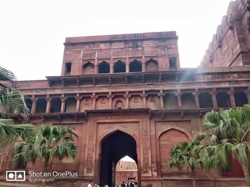 Delhi: Private Taj Mahal & Agra Fort Day Trip by Car - Accessibility Features