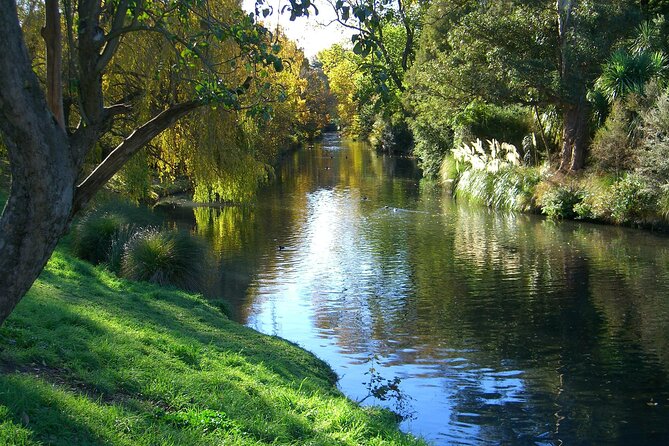 Discover Christchurch Sightseeing Tour With Optional International Antarctic Center Admission - Booking and Cancellation Policy