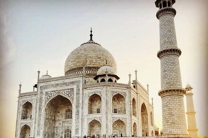 Early Morning Taj Mahal & Agra Fort Same Day Return Experience From Delhi - Tips for Your Journey