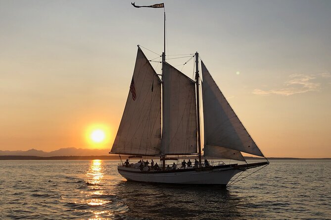 Evening Colors Sunset Sail Tour in Seattle - Guest Experiences and Reviews