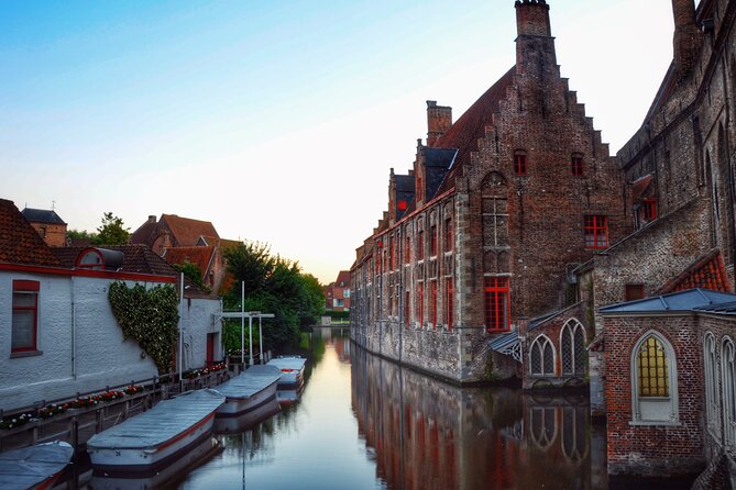 Experience the Best of Bruges on a Private Tour With Boat Ride - Participant Guidelines and Restrictions