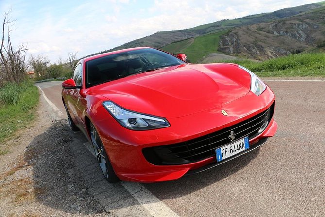 Ferrari GTC4 Lusso V12 - Driving Experience in Maranello - What to Expect