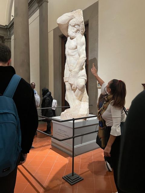 Florence: Accademia Gallery Guided Tour and Priority Entry - Meeting Point Details