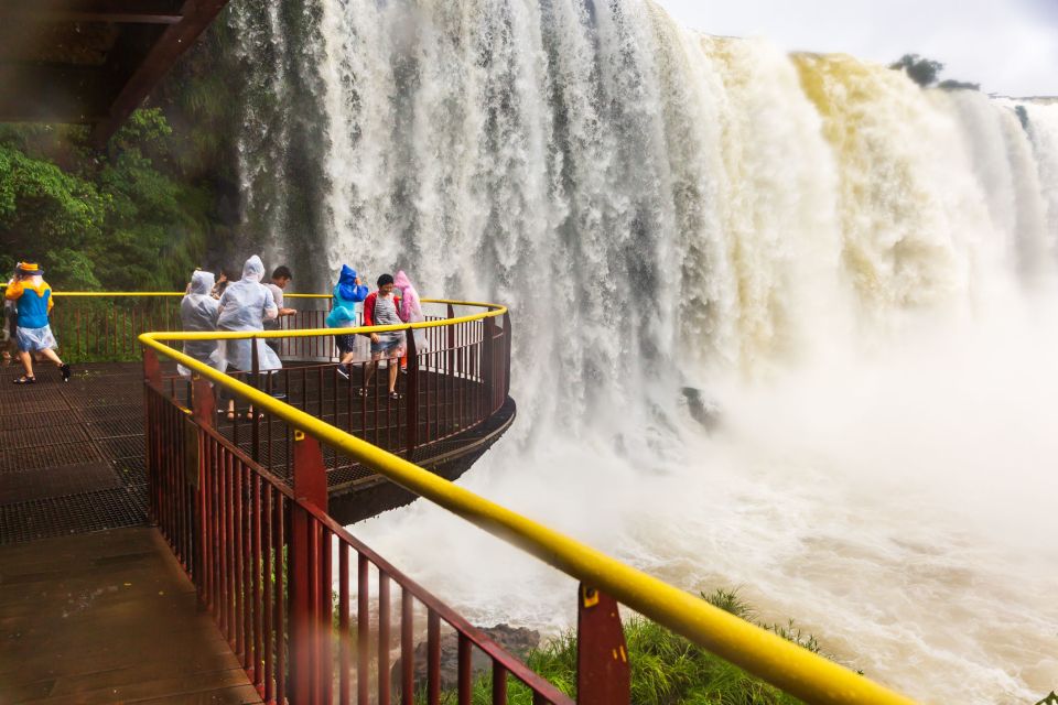 Foz Do Iguaçu: Brazilian Side of the Falls - Exploring the Waterfalls