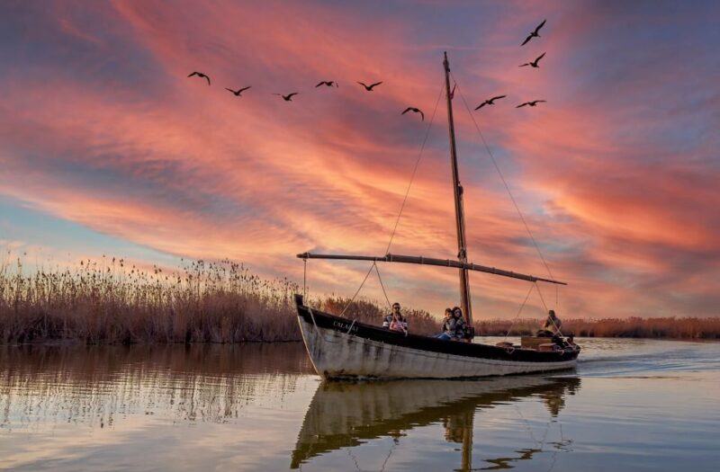 From Alicante: Cullera Old Town and Albufera Natural Park - Meeting Point