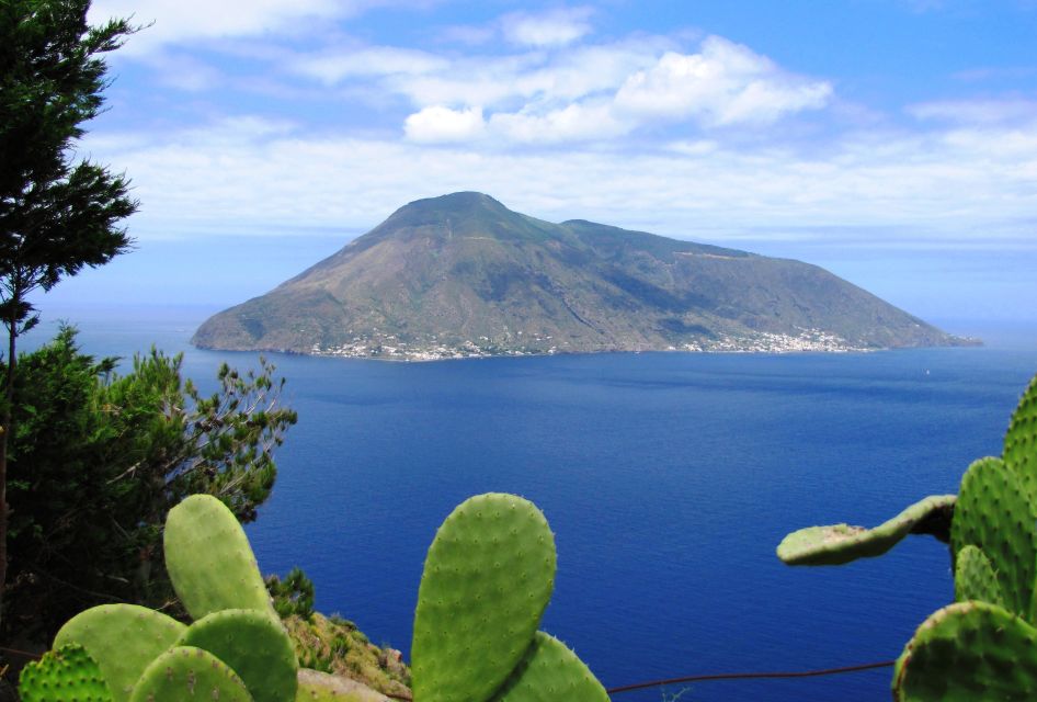 From Cefalù: Lipari and Vulcano Tour With Boat Trip - Detailed Itinerary