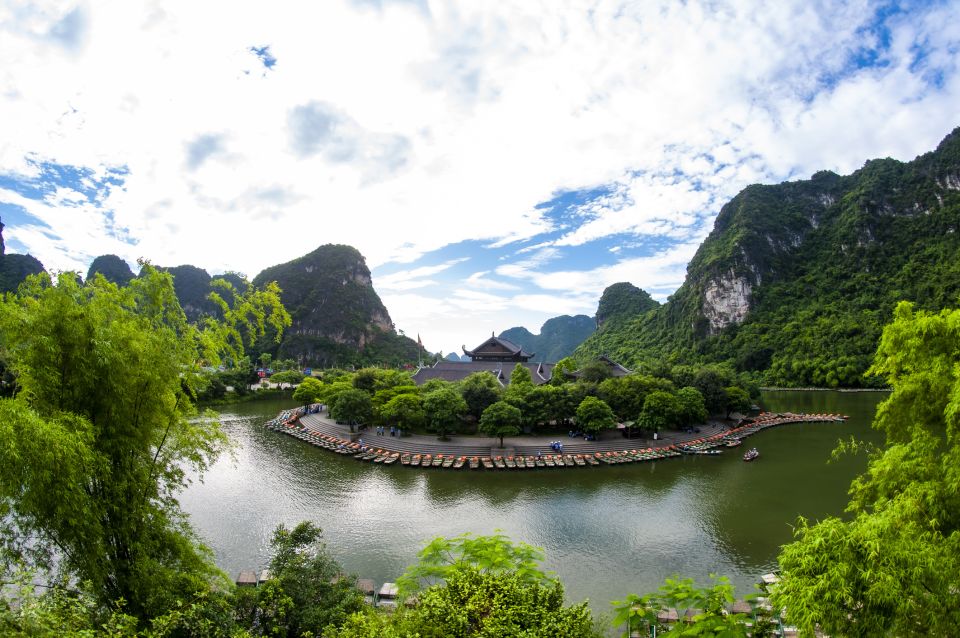 From Hanoi: Mua Cave - Tam Coc Full Day Tour - Sampan Boat Adventure