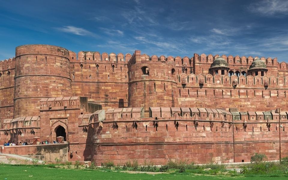 From New Delhi: Taj Mahal and Agra Private Tour - Exploring Agra Fort