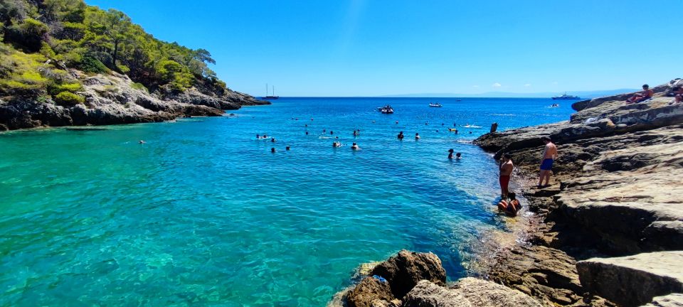 From Peschici: Tremiti Islands Roundtrip Ferry - Onboard Experience