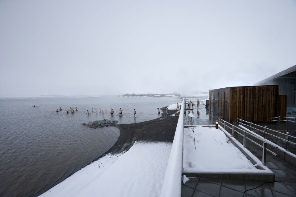 From Reykjavik: Northern Lights and Geothermal Baths Tour - Fontana Spa Facilities