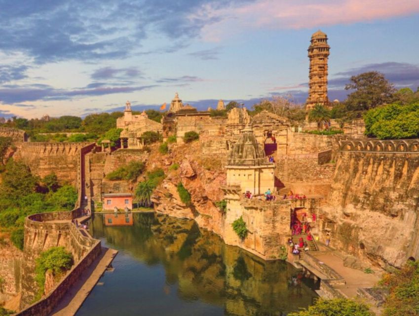 From Udaipur: Day Tour to Chittorgarh Fort With Transport - What to Expect