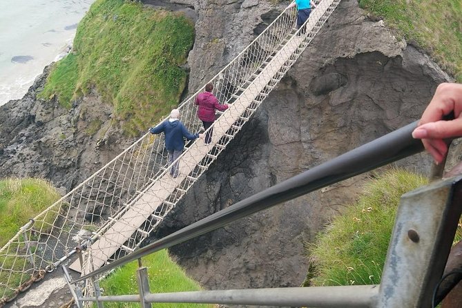 Giants Causeway Full Day Tour From Belfast - Meeting Point Details