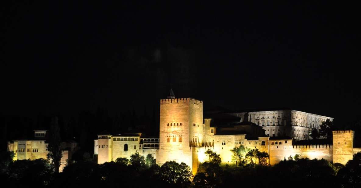 Granada: Alhambra and Nasrid Palaces Guided Tour at Night - Explore the Alhambras Exterior