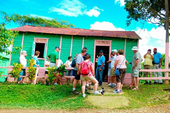 Half-Day Tour: Dominican Discovery Of a Culture - Accessibility Information