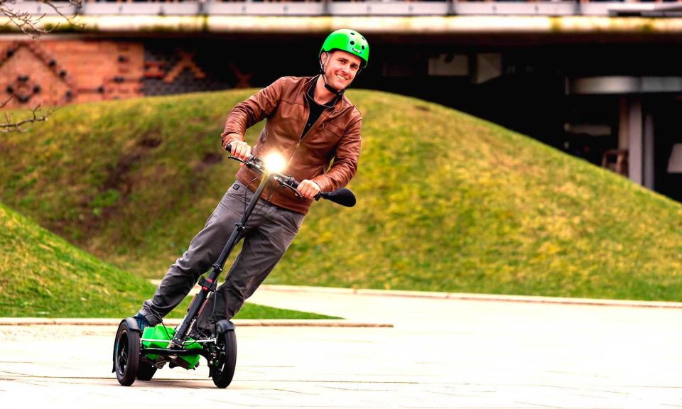 Hamburg: Sightseeing Tour With Scuddy - Electric Mobility Exploration