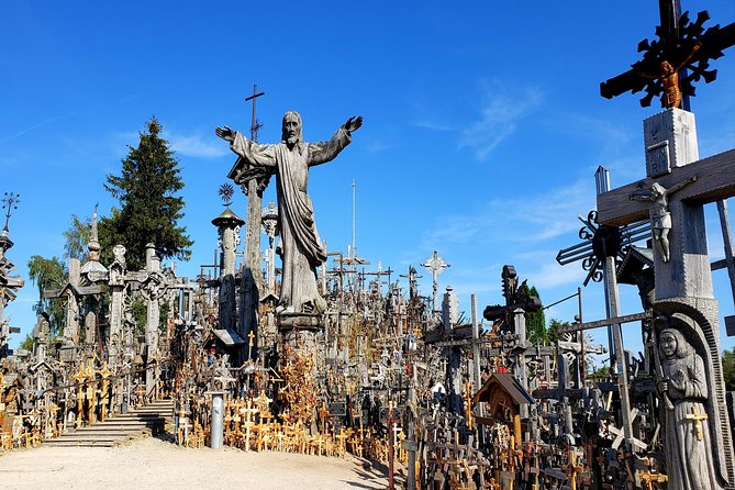 Hill of Crosses / 2 Countries in 1 Day - Accessibility and Special Considerations