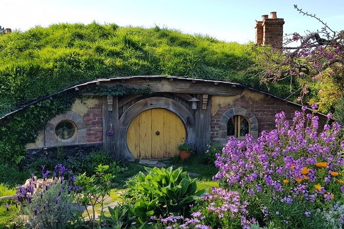 Hobbiton Movie Set Luxury Private Tour From Auckland - Customer Feedback and Reviews