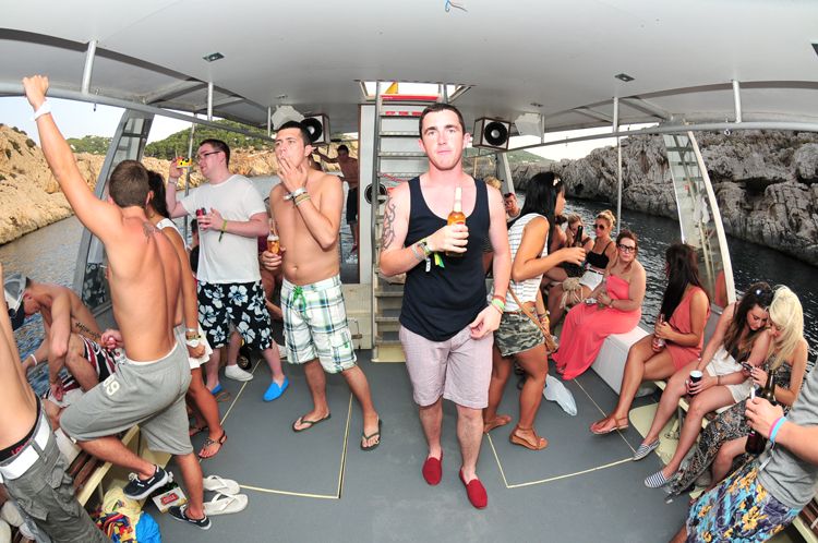 Ibiza: 3-Hour Private Sunset Boat Cruise for Large Groups - Booking Information