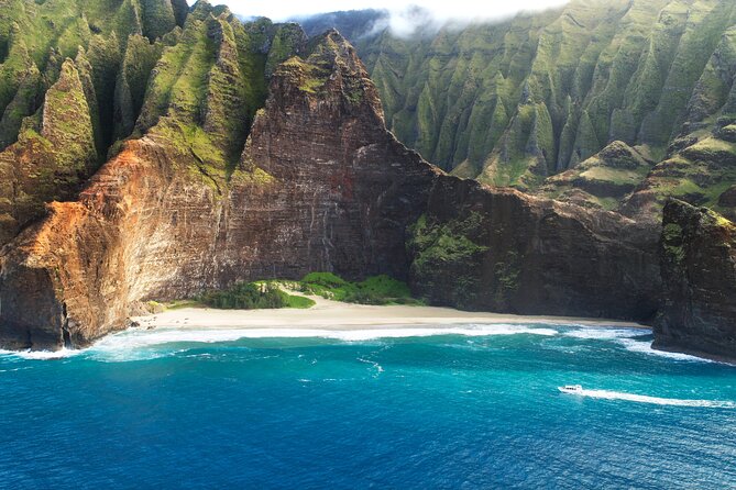 Imiloa Express Nā Pali Snorkel Tour - Food and Beverages