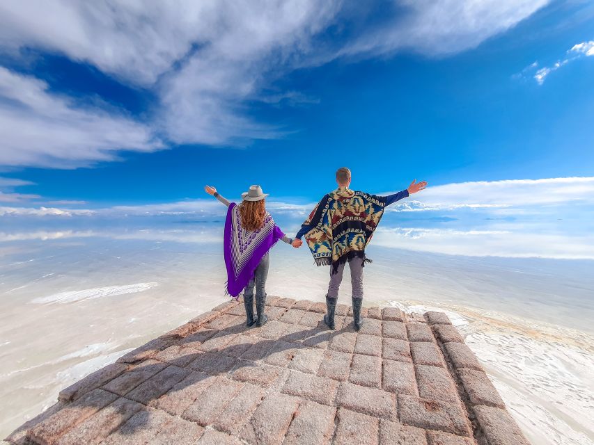 La Paz: Uyuni Salt Flats & San Pedro De Atacama 3-Day Tour - Inclusions and Amenities