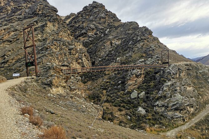 Lake Dunstan Cycleway With Bike Hire and Shuttle Service - Tour Requirements and Fitness Level